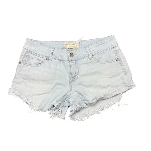 Altar’d State Women's Shorts 27/5 (29x2) Light Wash Frayed Legs Distressed - Picture 1 of 9